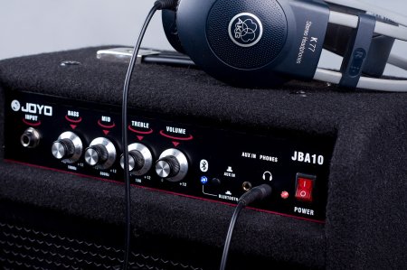 Фото Комбоусилитель для бас-гитары Joyo JBA-10