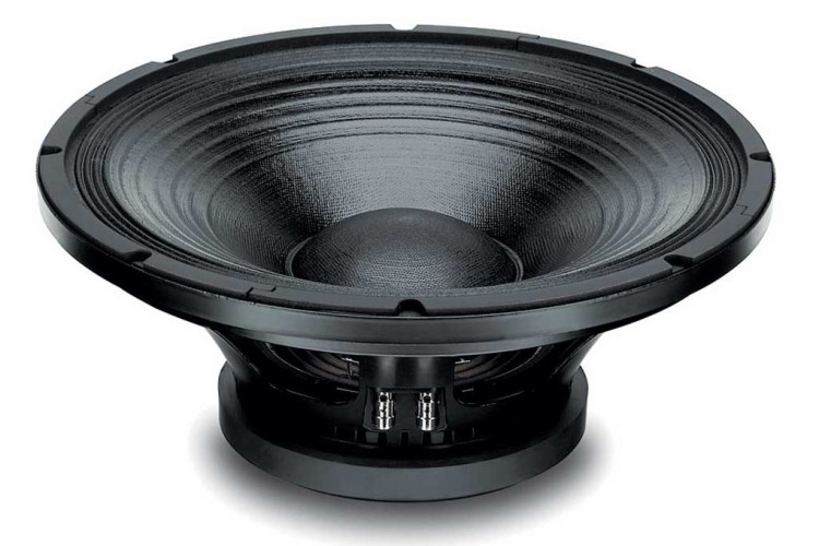 Фото EighteenSound 15MB700/8