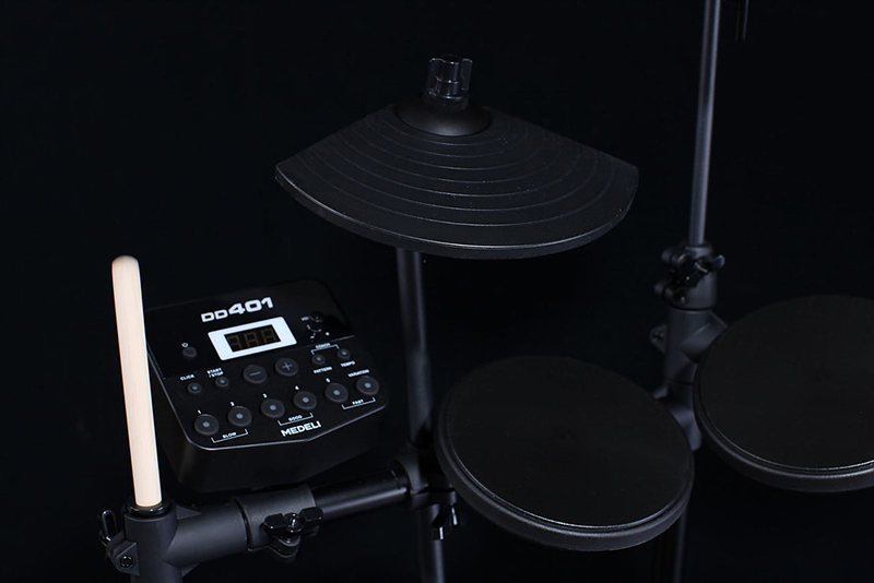 Фото Цифровая ударная установка Medeli DD401