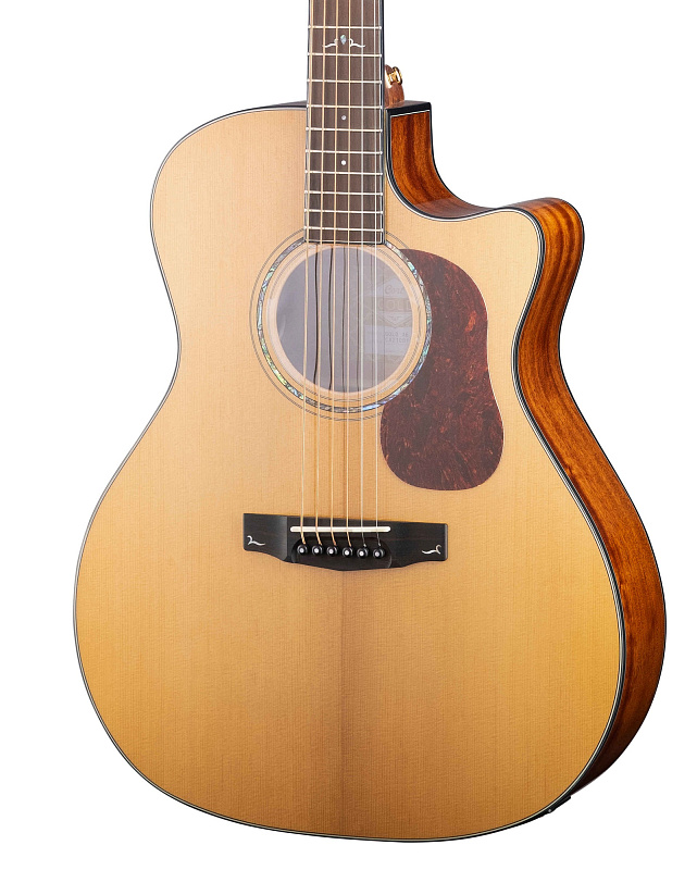 Фото Gold-A6-WCASE-NAT Электро-акустическая гитара, с вырезом, цвет натуральный, с чехлом, Cort