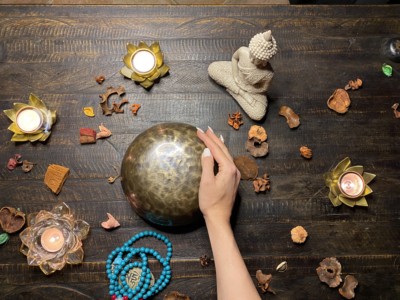 Фото Поющая чаша кованая Full Moon - SBMN Тёмная 25