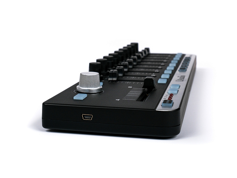 Фото Контроллер LAudio EasyControl MIDI