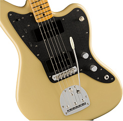 FENDER 2019 VINTAGE CUSTOM 1958 JAZZMASTER®, MAPLE FINGERBOARD, AGED DESERT SAND