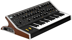 Moog Subsequent 37